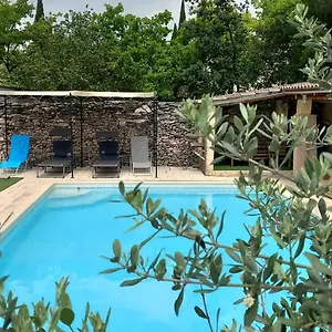  Hébergement de vacances Maison En Provence Avec Jardin Ombragée Et Piscine France